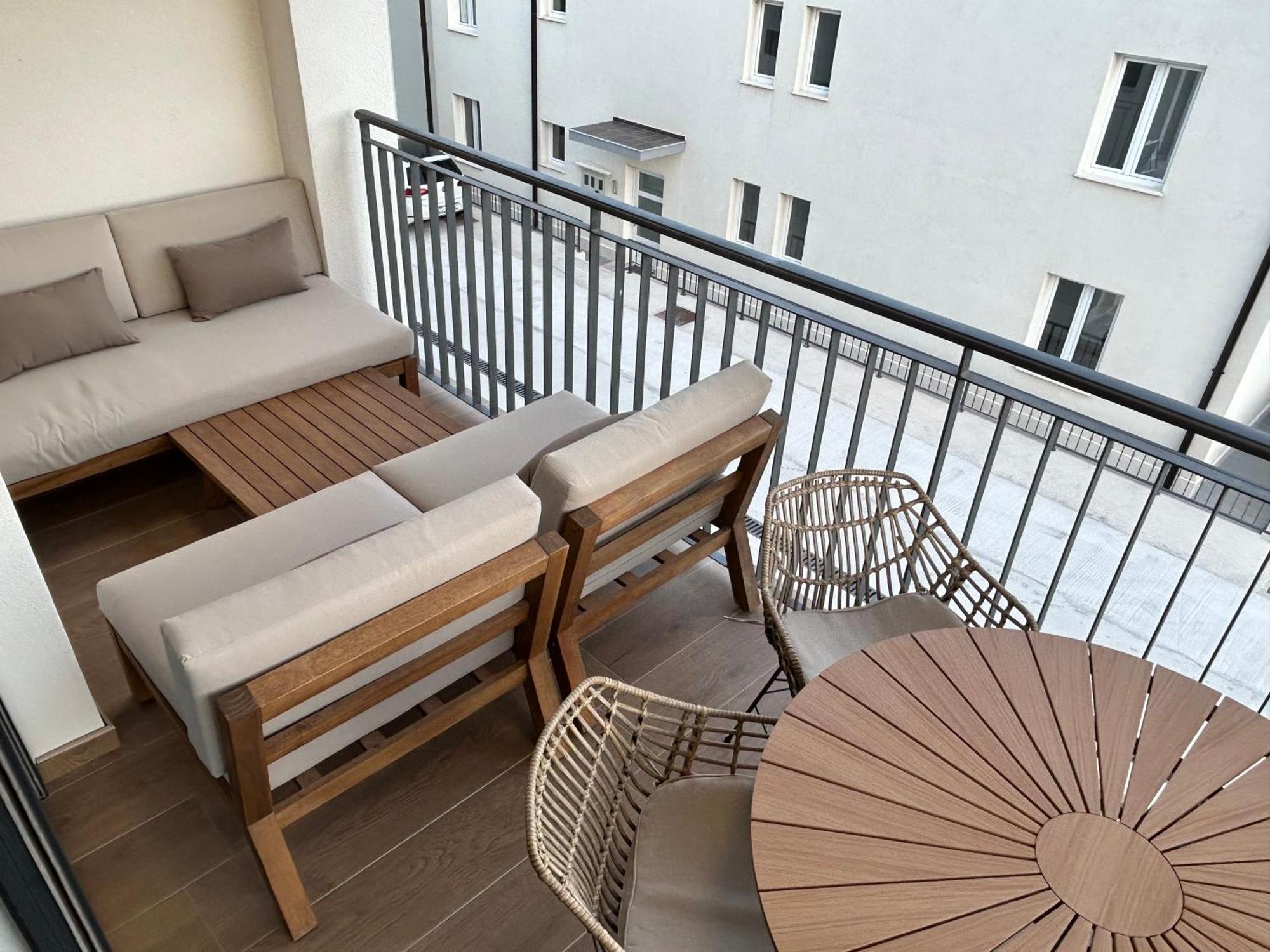 Harmony Suites Bol Exterior foto